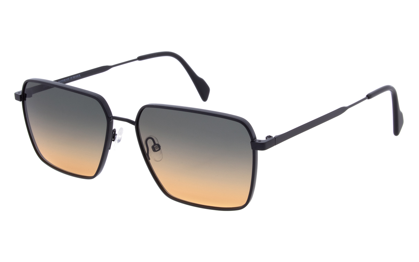 MAU_01_side.jpg MAU 01 side