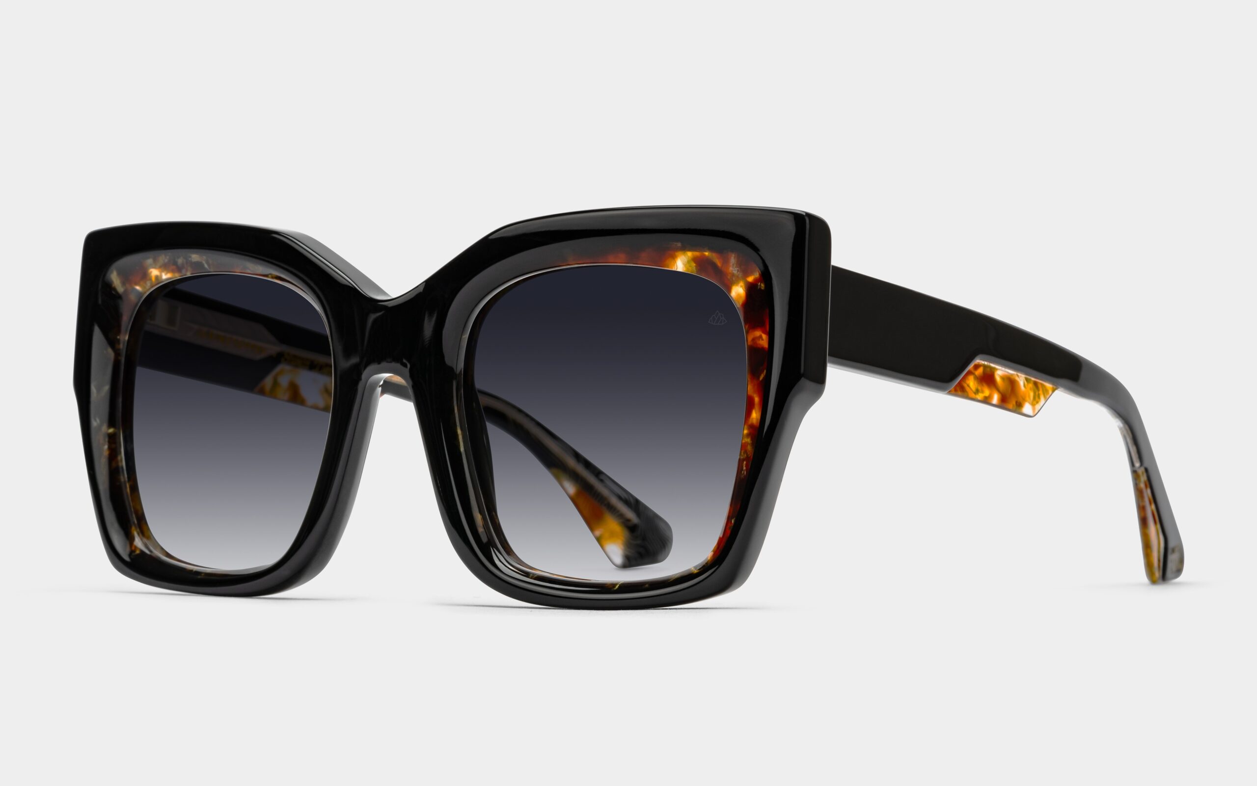 2024_09_kaiserin_6335_2702_3600.landscape-scaled