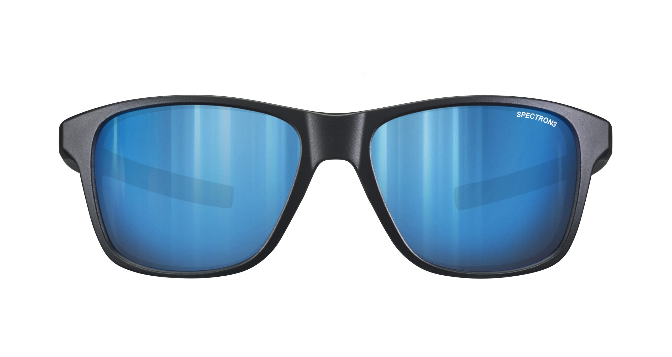 2025_03_cruiser_J5221122_face-scaled