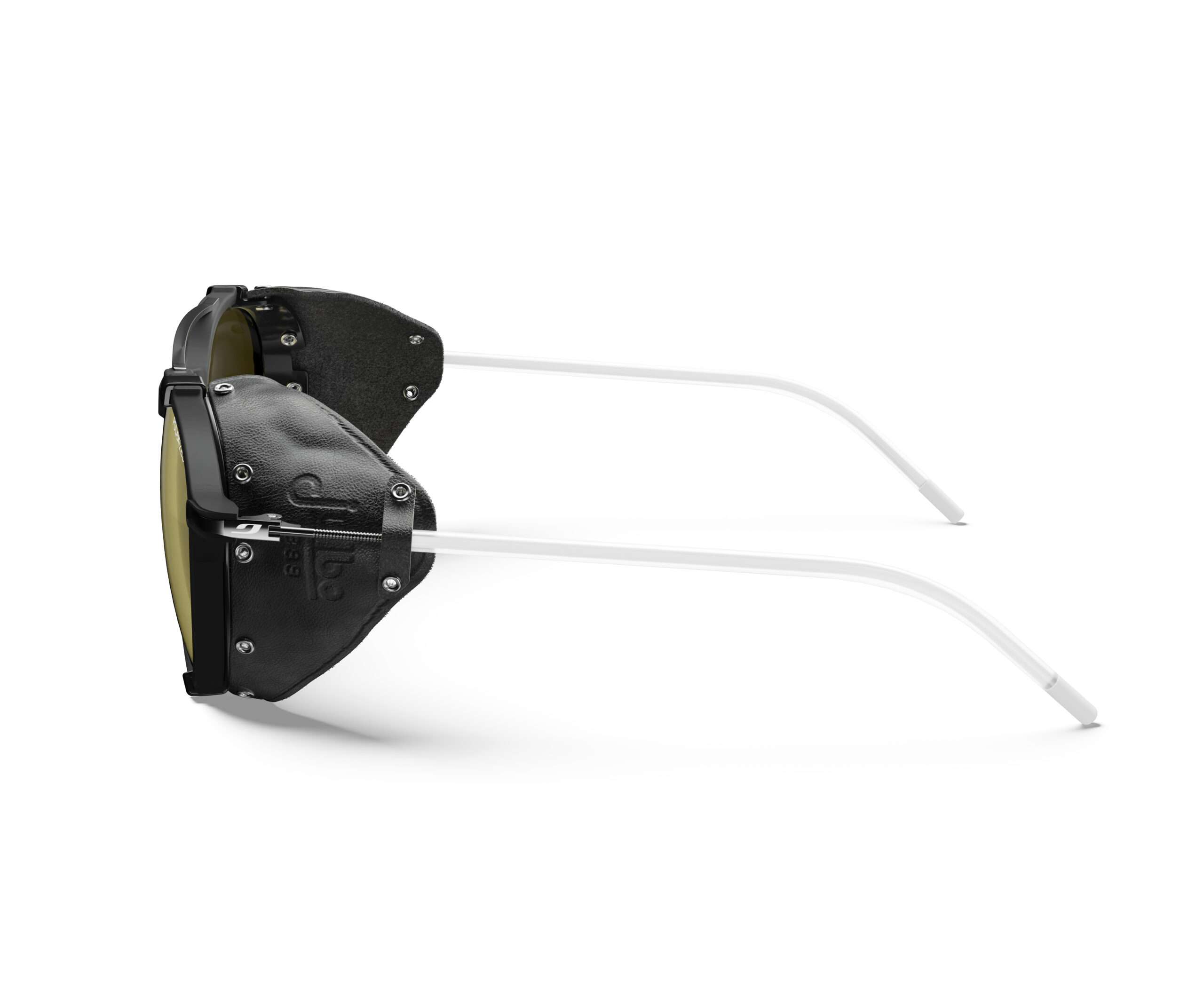 2025_03_legacy_J5641214_side-scaled