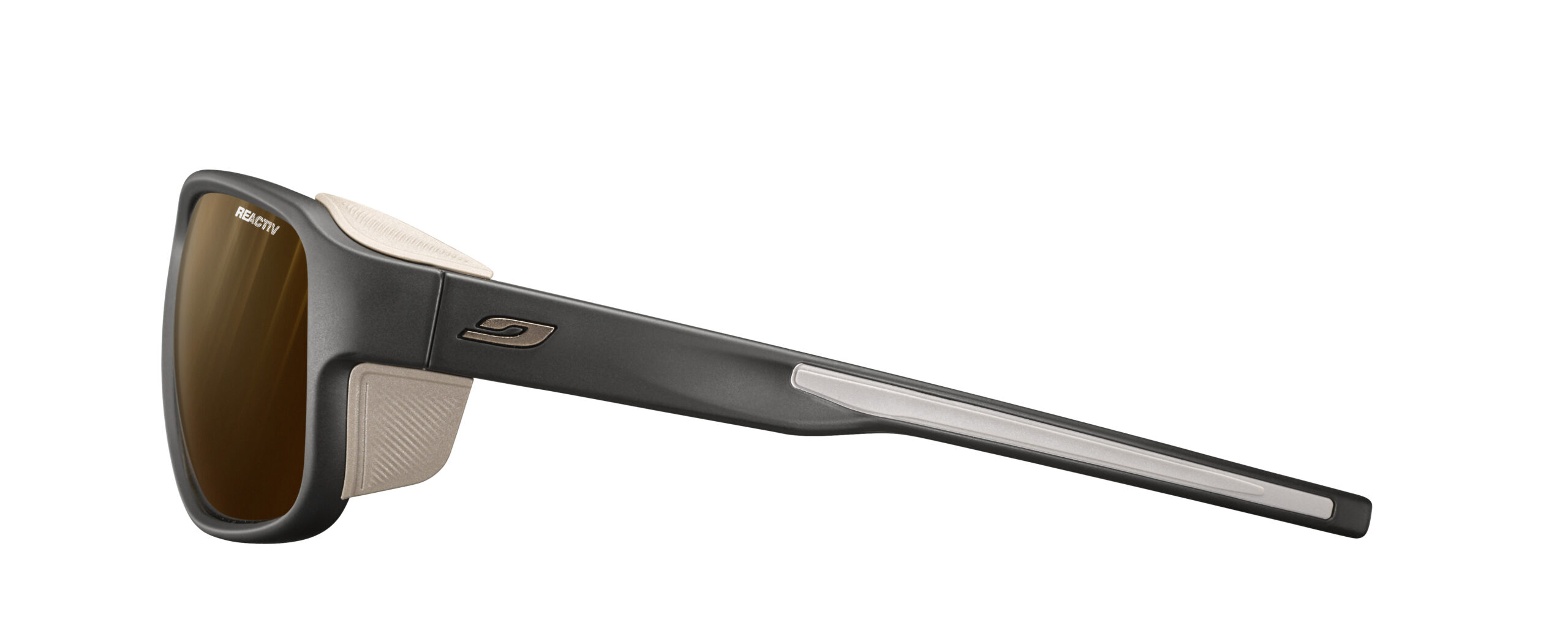 2025_03_monterosa2_J5425014_side-scaled 2025_03_monterosa2_J5425014_side-scaled