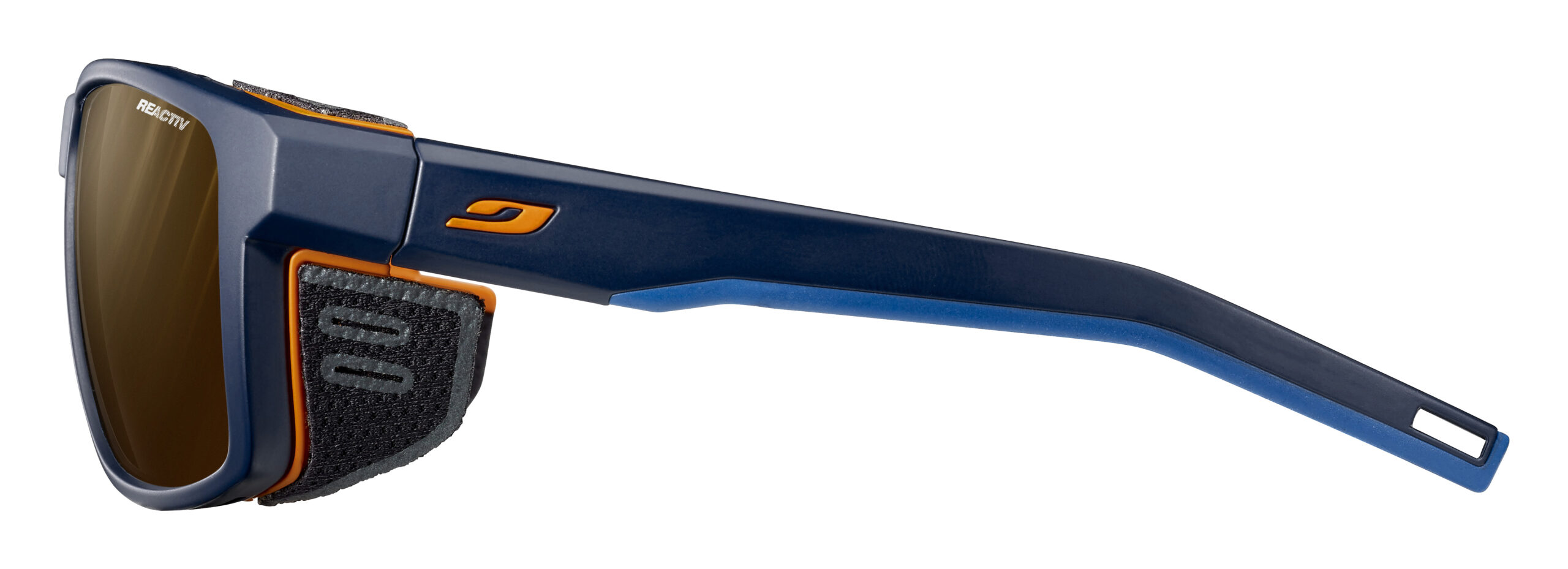 2025_03_shield_J5065012_side-scaled