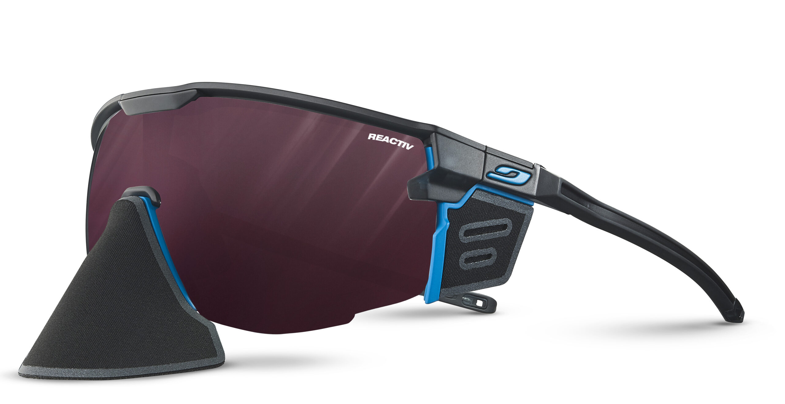 2025_03_ultimatecover_J5474514_main-scaled 2025_03_ultimatecover_J5474514_main-scaled