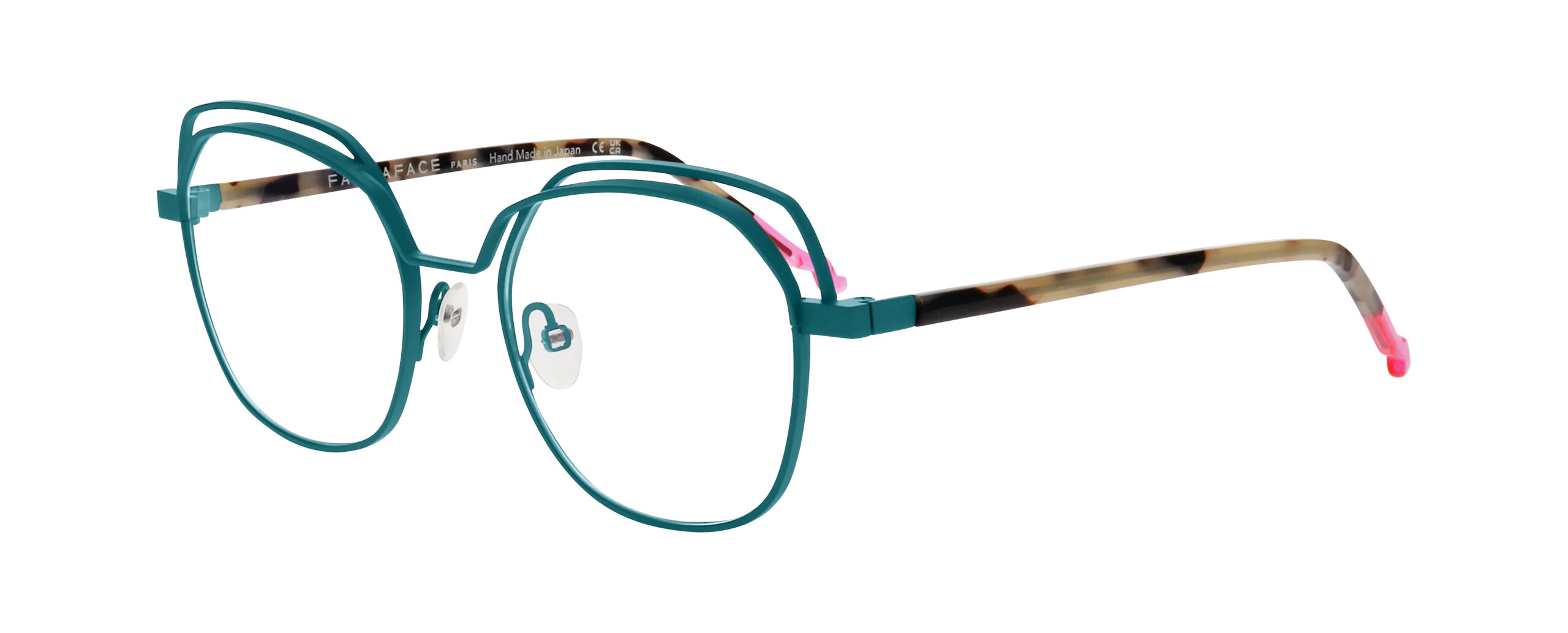 2025_04_FaceAFace_CALDER-2_COL_9470_Side_5713252422531-1-scaled