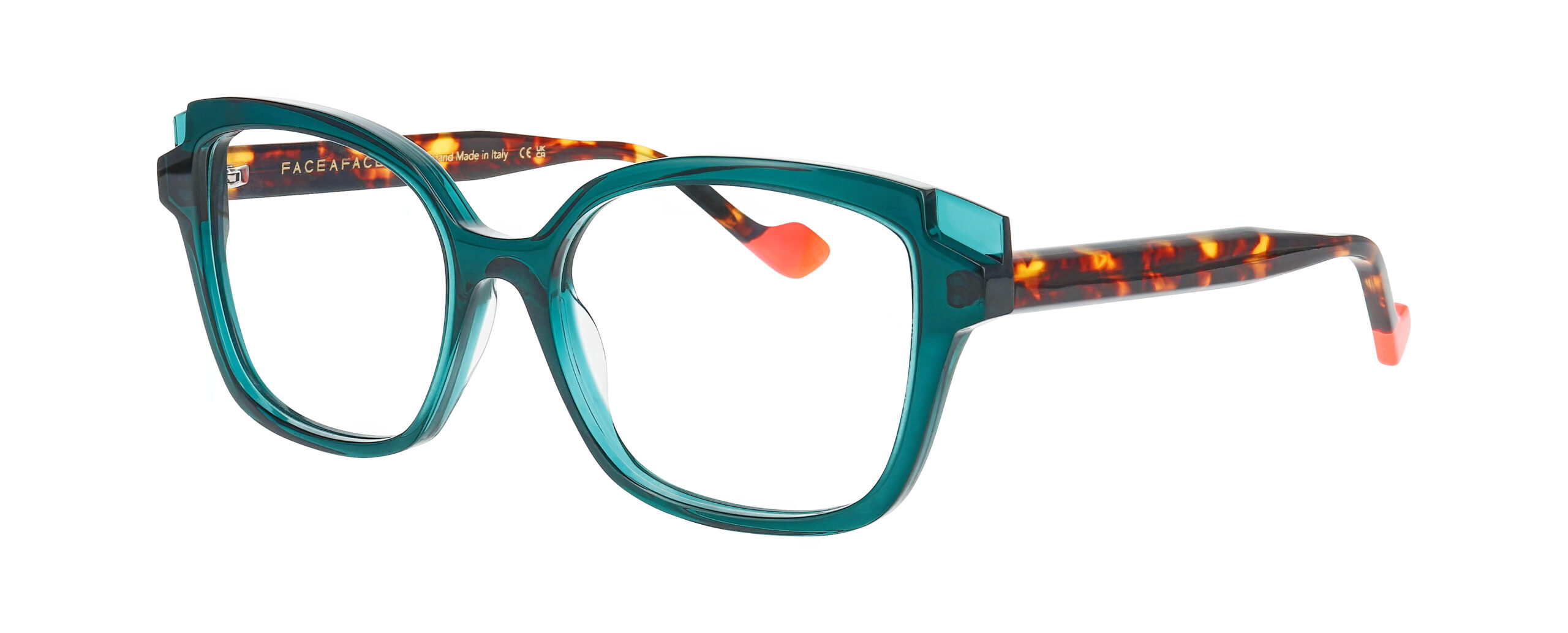 2025_04_FaceAFace_CHROMA-2_COL_2045_Side_5713252580859-1-scaled