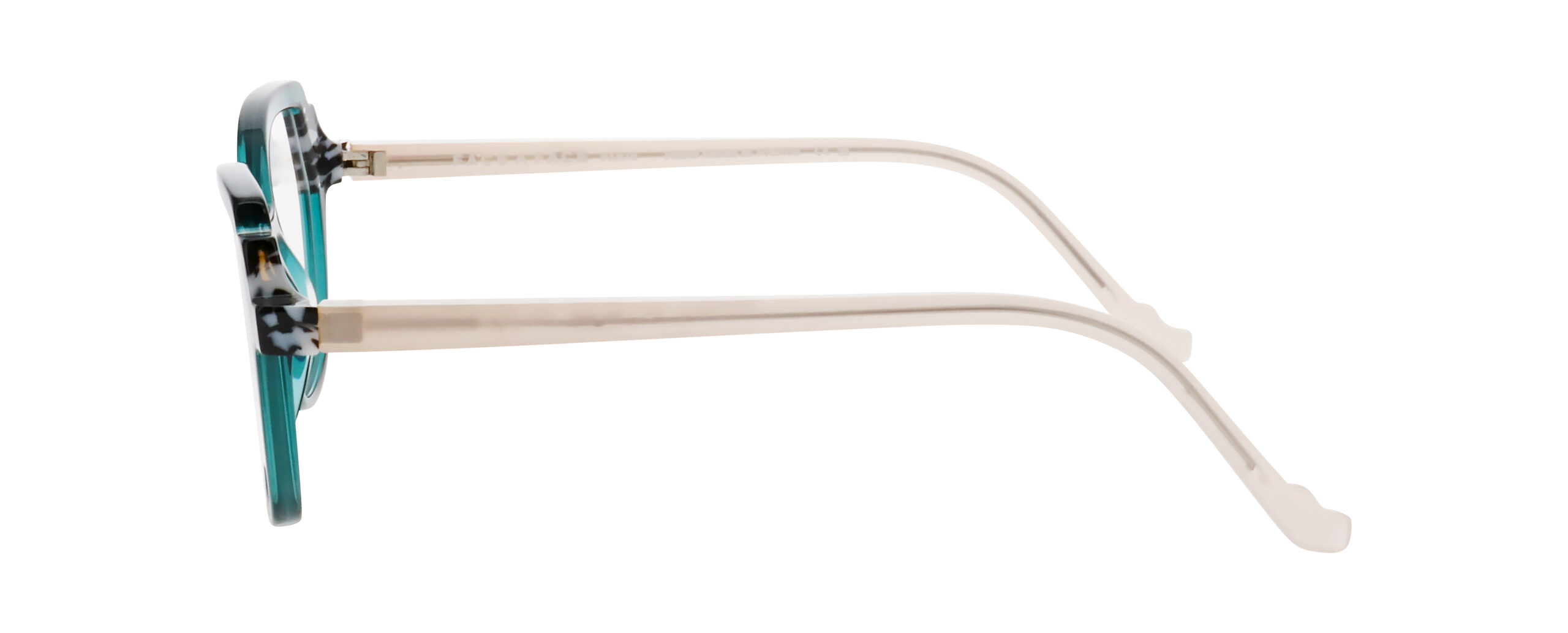 2025_04_FaceAFace_MOVES-3_COL_2045_90_5713252421398-1-scaled 2025_04_FaceAFace_MOVES-3_COL_2045_90_5713252421398-1-scaled