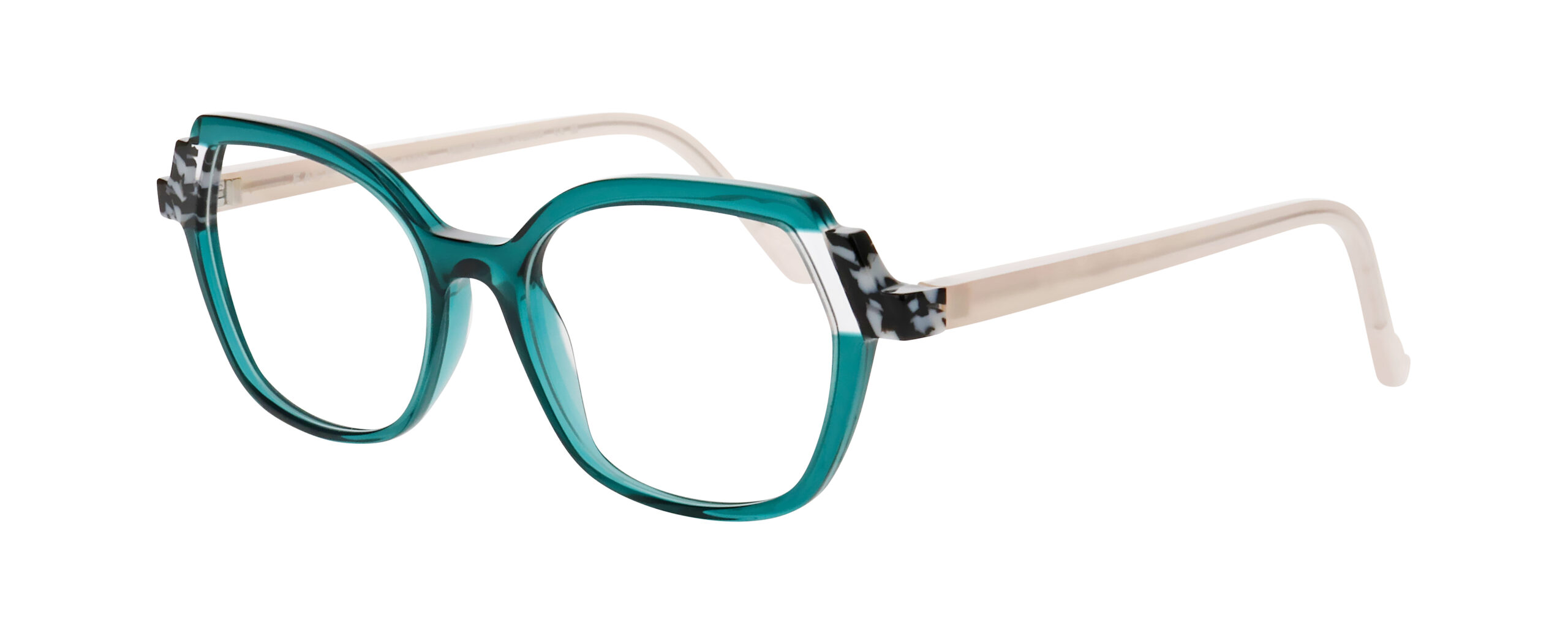 2025_04_FaceAFace_MOVES-3_COL_2045_Side_5713252421398-1-scaled 2025_04_FaceAFace_MOVES-3_COL_2045_Side_5713252421398-1-scaled