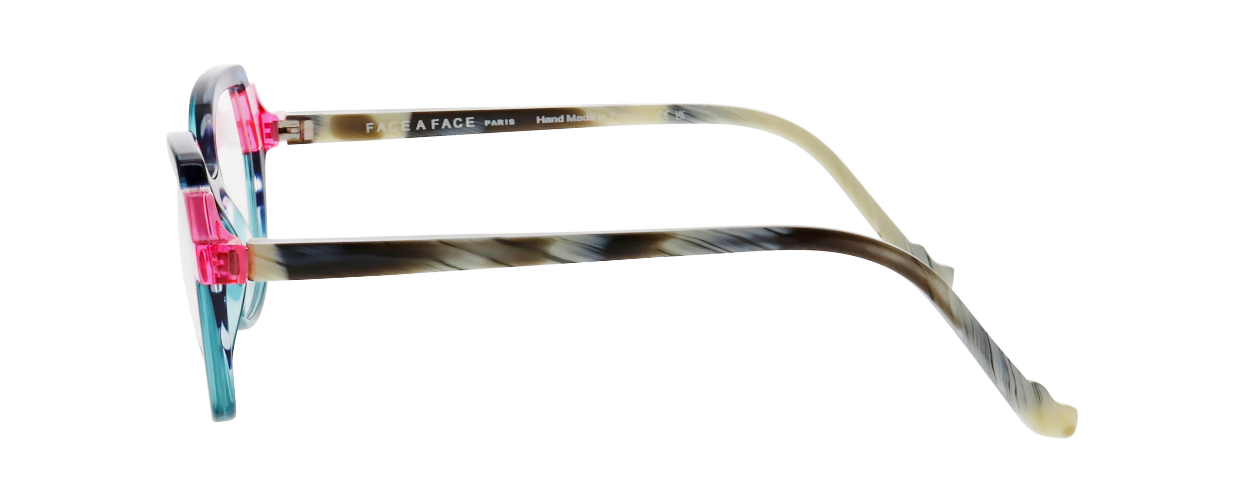 2025_04_FaceAFace_MOVES-3_COL_4017_90_5713252421473-1-scaled