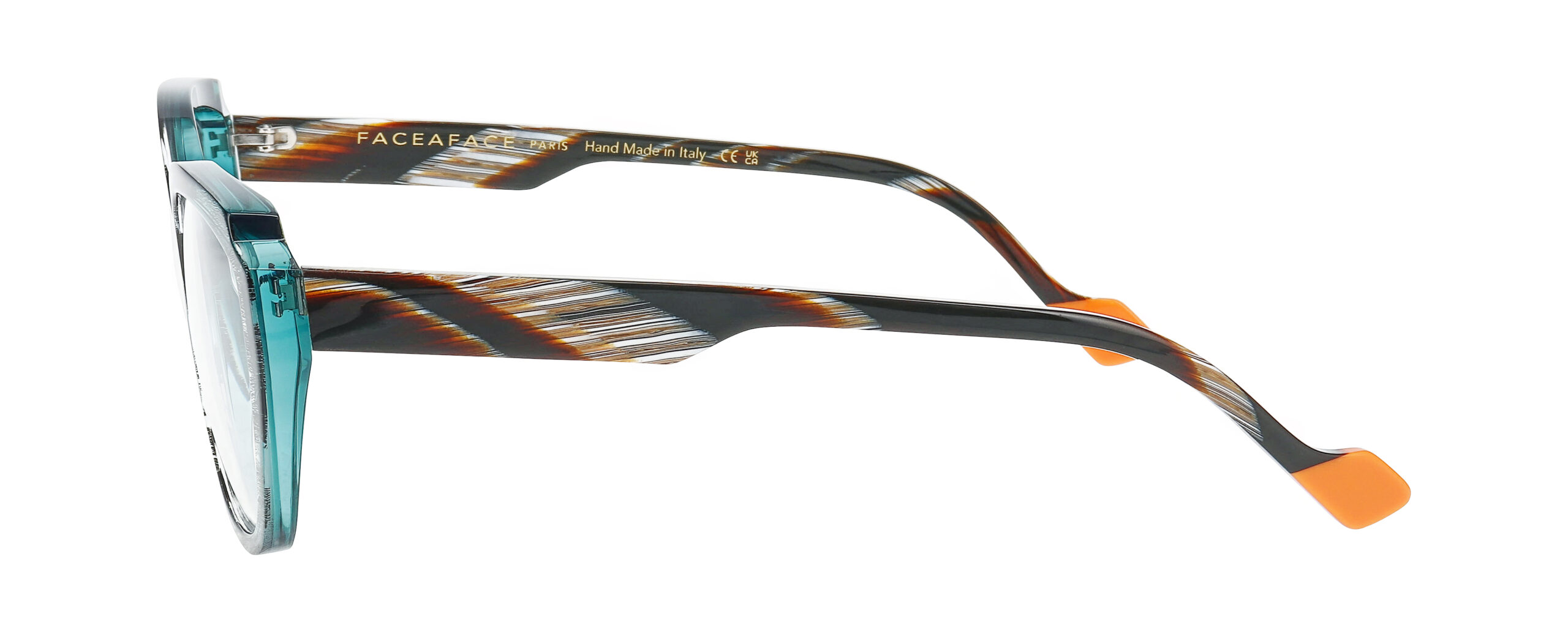 2025_04_FaceAFace_NOOKS-1_COL_0486_90_5713252581092-1-scaled