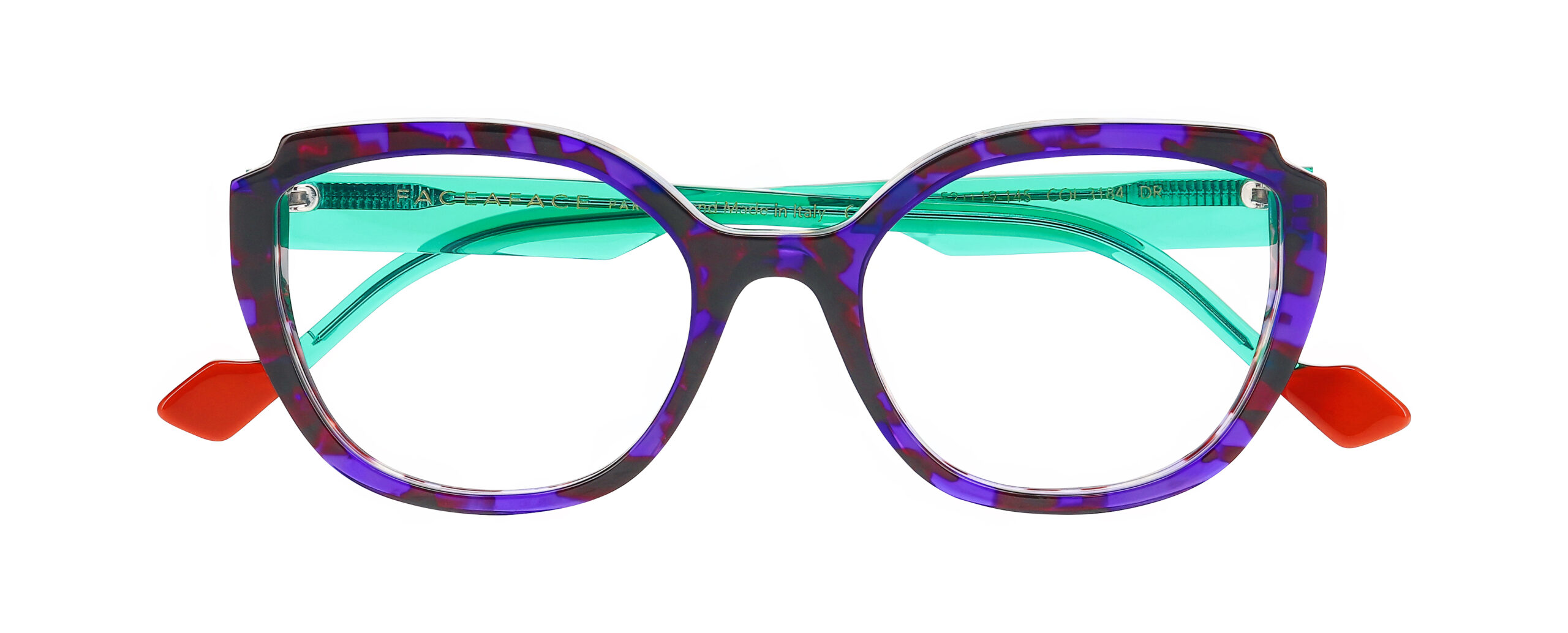 2025_04_FaceAFace_NOOKS-1_COL_3184_Front_5713252581252-1-scaled