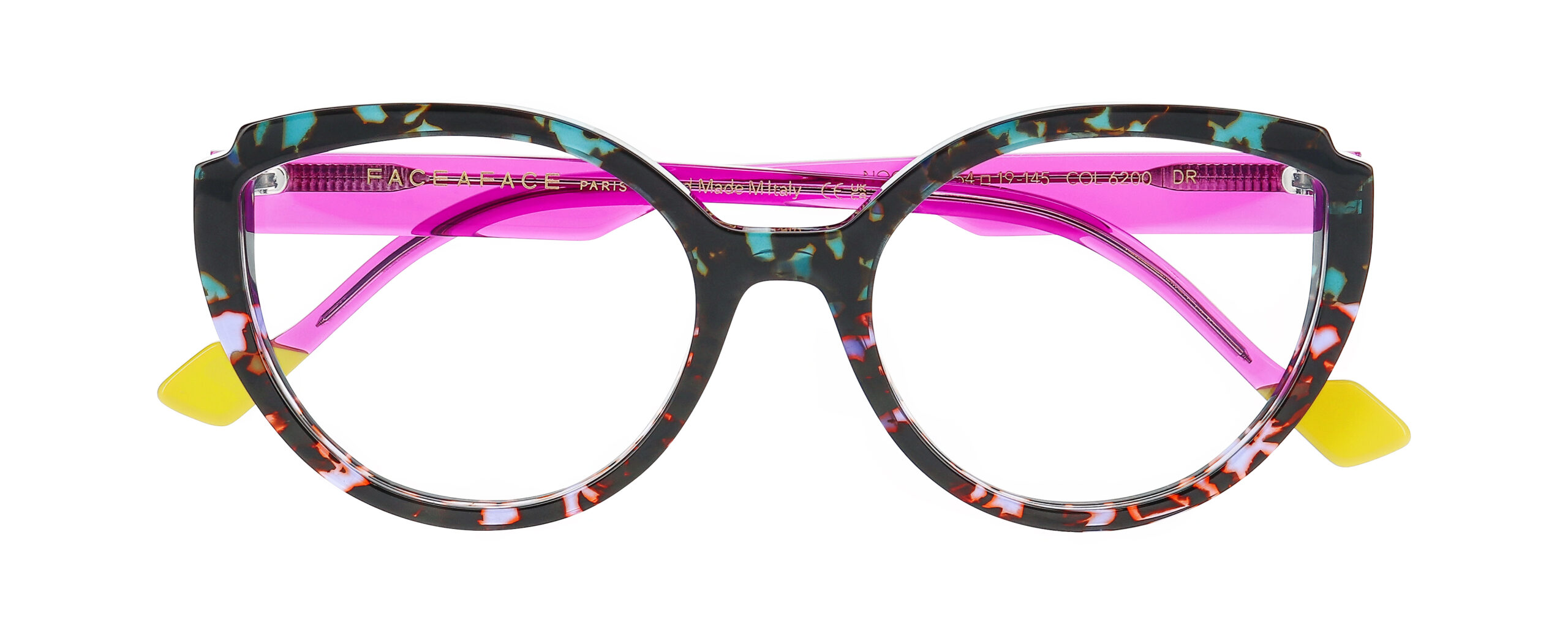 2025_04_FaceAFace_NOOKS-2_COL_6200_Front_5713252581542-1-scaled