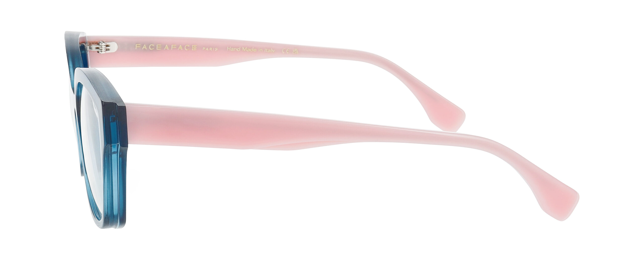 2025_04_FaceAFace_OFFSET-1_COL_3207_90_5713252600083-1-scaled 2025_04_FaceAFace_OFFSET-1_COL_3207_90_5713252600083-1-scaled