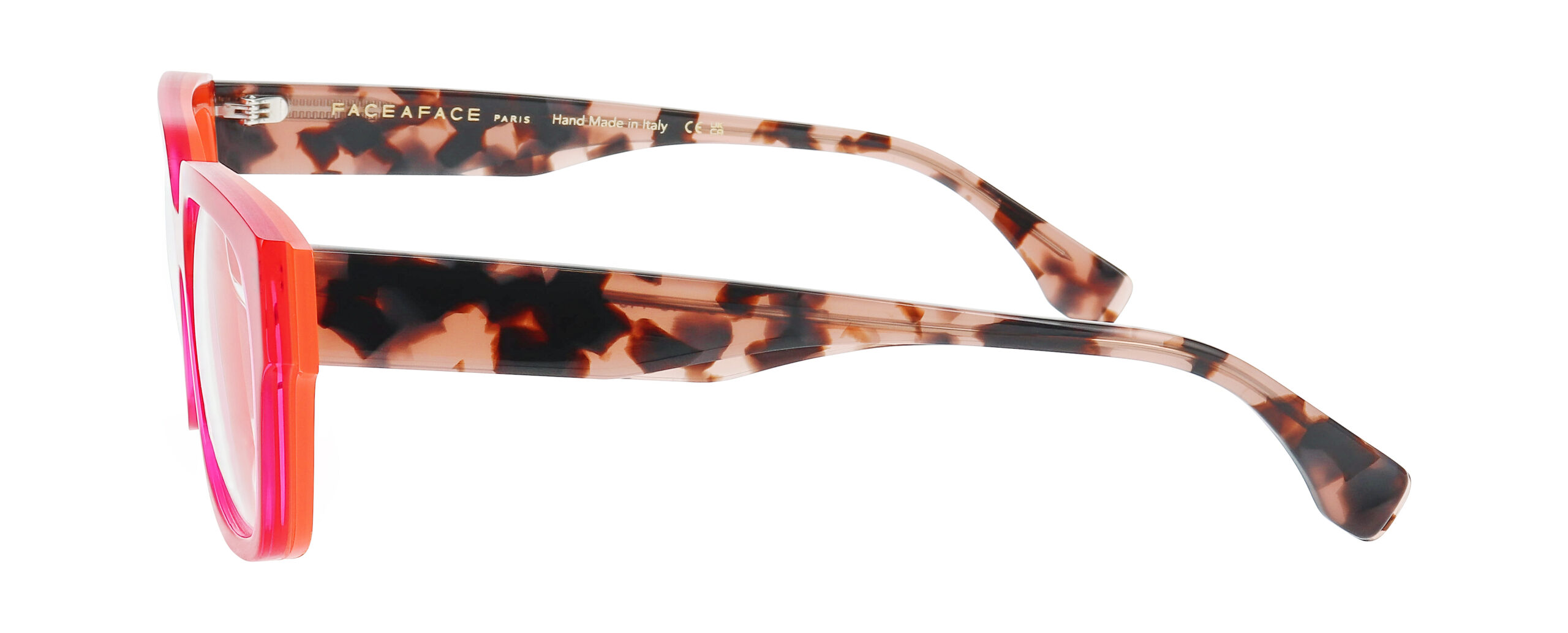 2025_04_FaceAFace_OFFSET-2_COL_0656_90_5713252600212-1-scaled