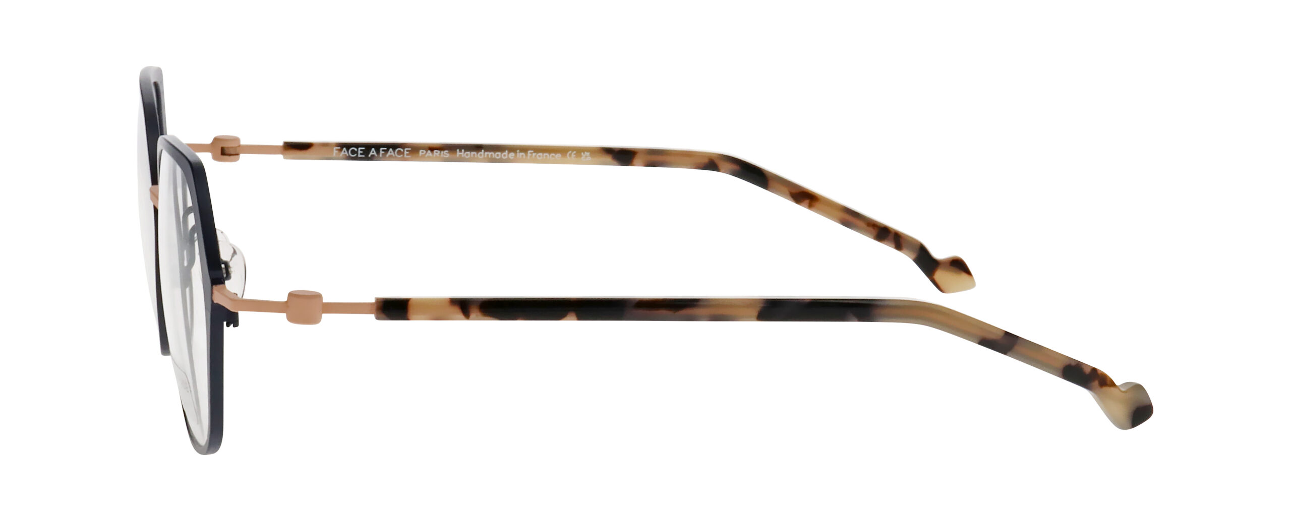 2025_04_FaceAFace_SWING-2_COL_4031_90_5713252379781-1-scaled