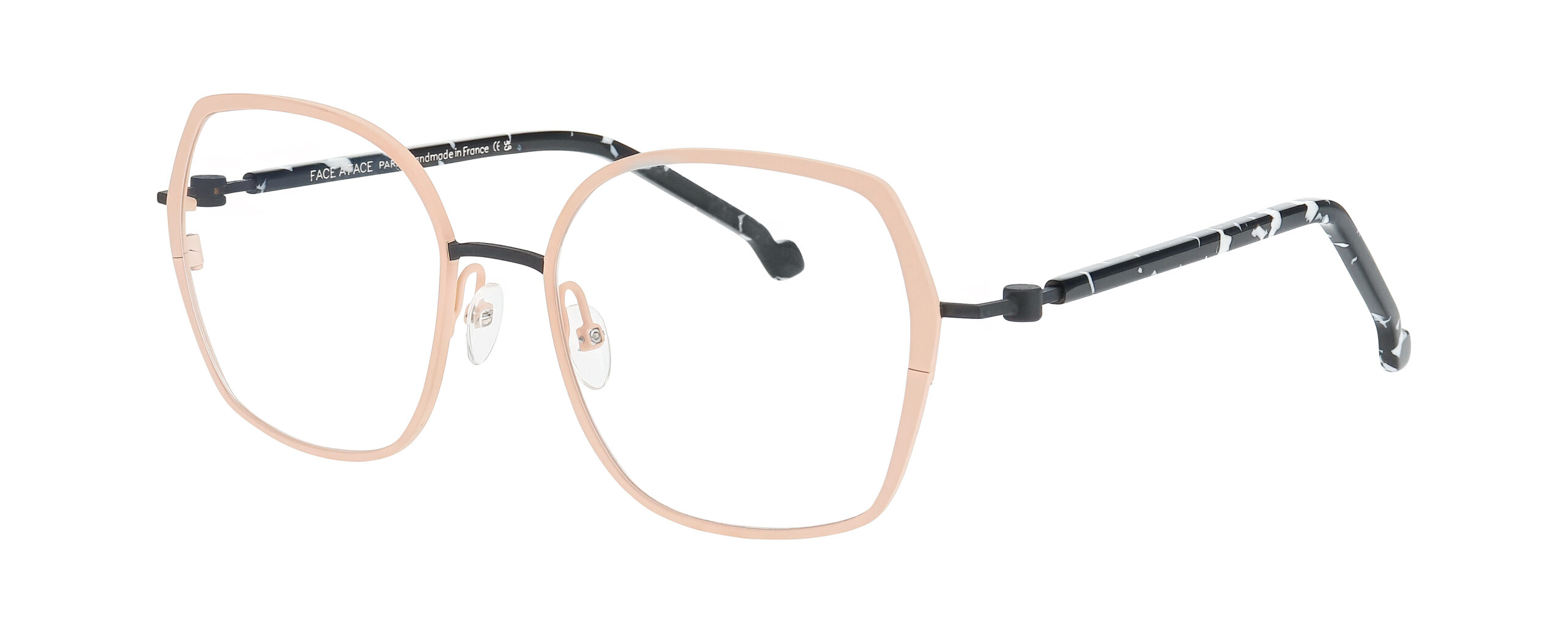 2025_04_FaceAFace_SWING-3_COL_TM01_Side_5713252580095-1-scaled