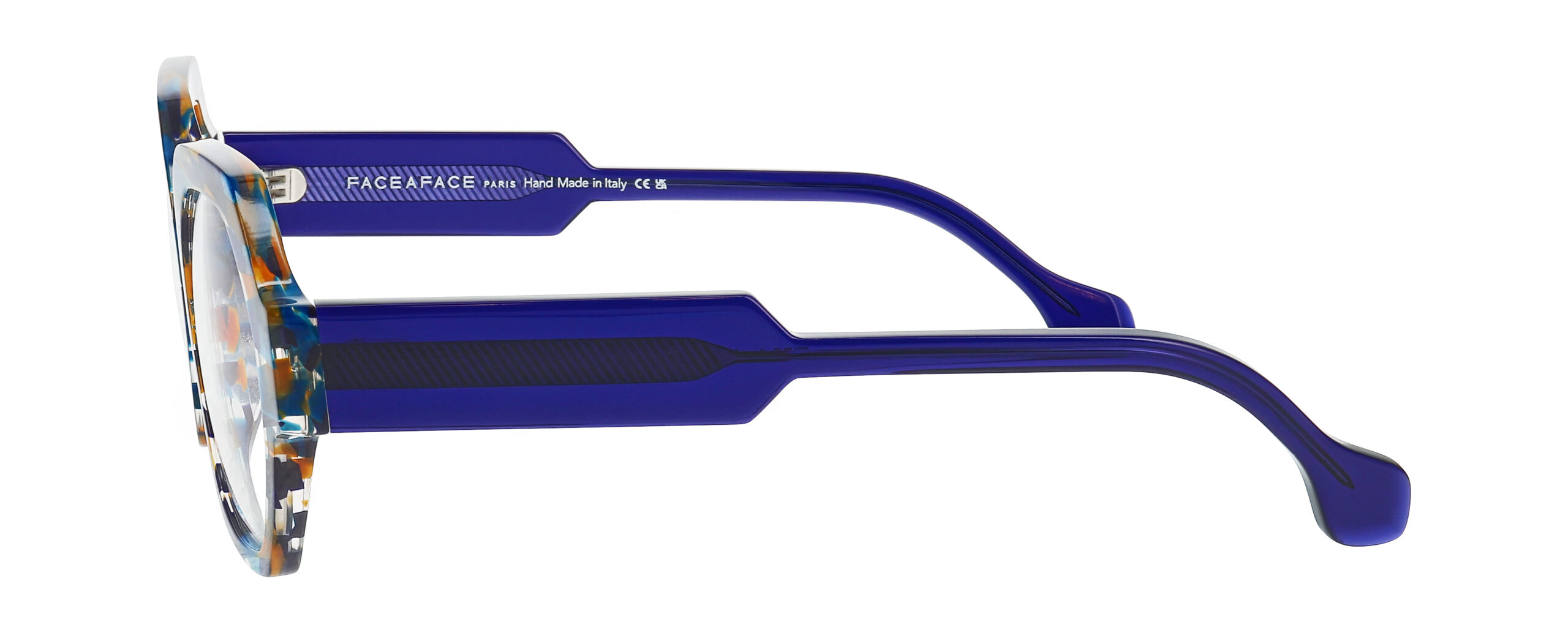 2025_04_FaceAFace_TIES-1_COL_5030_90_5713252617432-1-scaled 2025_04_FaceAFace_TIES-1_COL_5030_90_5713252617432-1-scaled