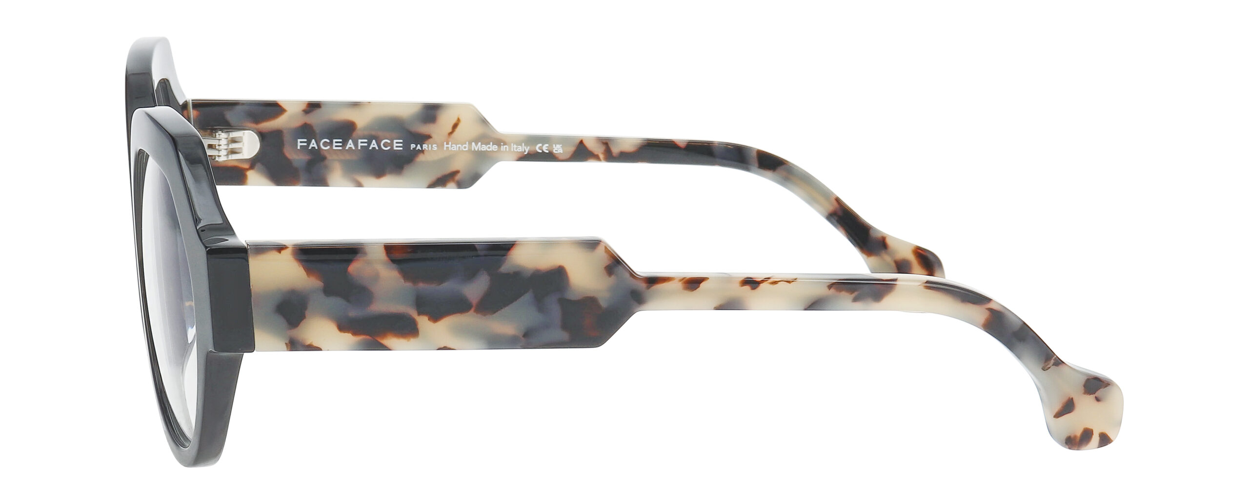 2025_04_FaceAFace_TIES-2_COL_100_90_5713252617524-1-scaled 2025_04_FaceAFace_TIES-2_COL_100_90_5713252617524-1-scaled