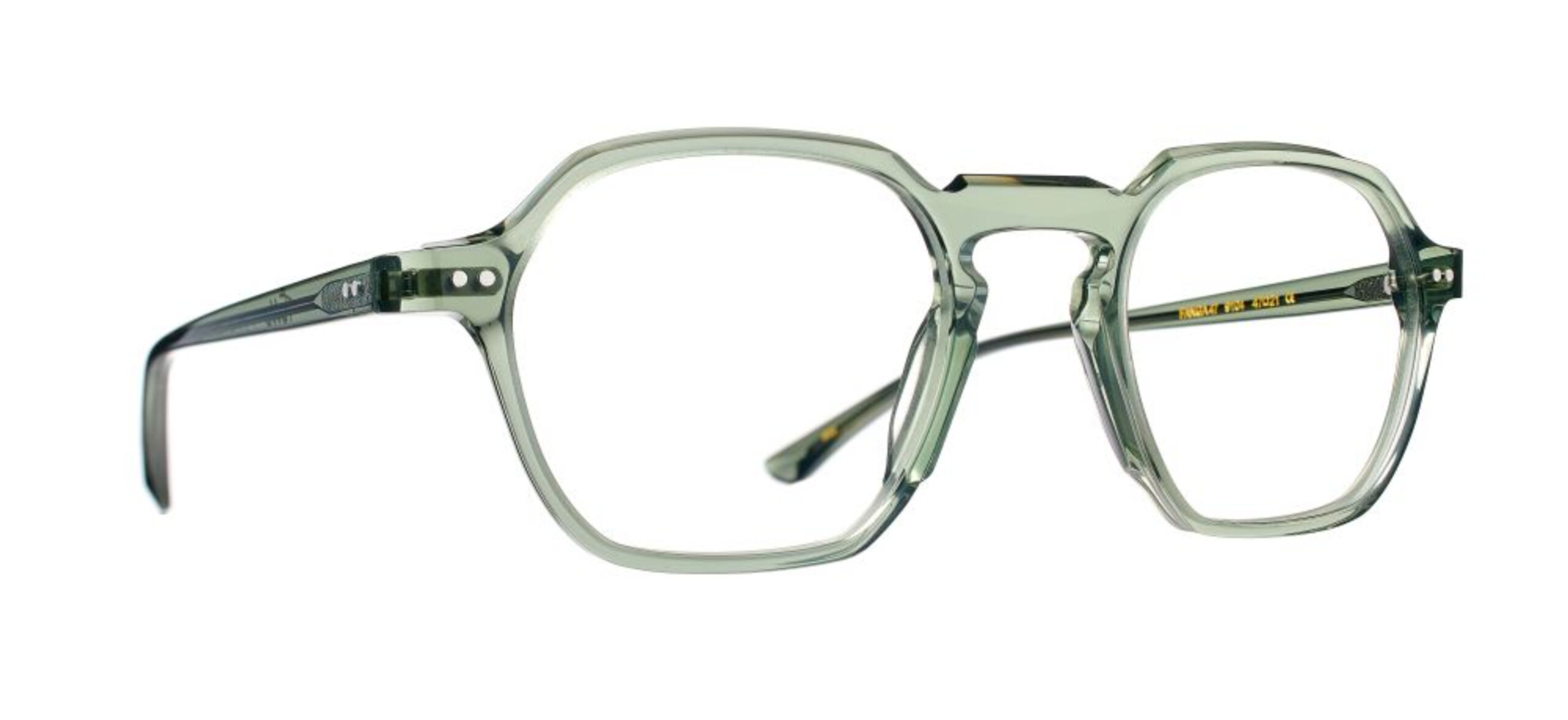 2025_05_41001399104-scaled