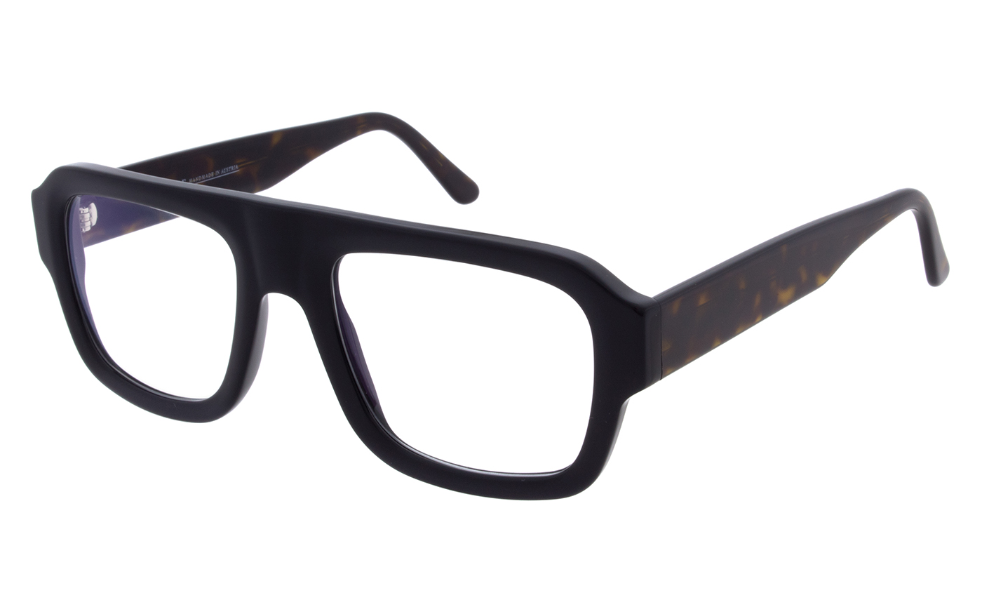 2025_07_4627_01_side 2025_07_4627_01_side