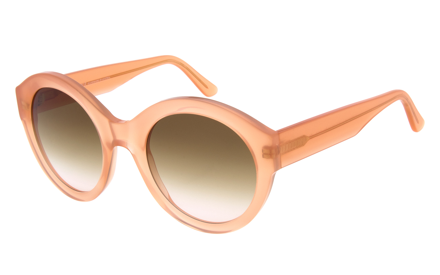 2025_07_BUTT_03_side