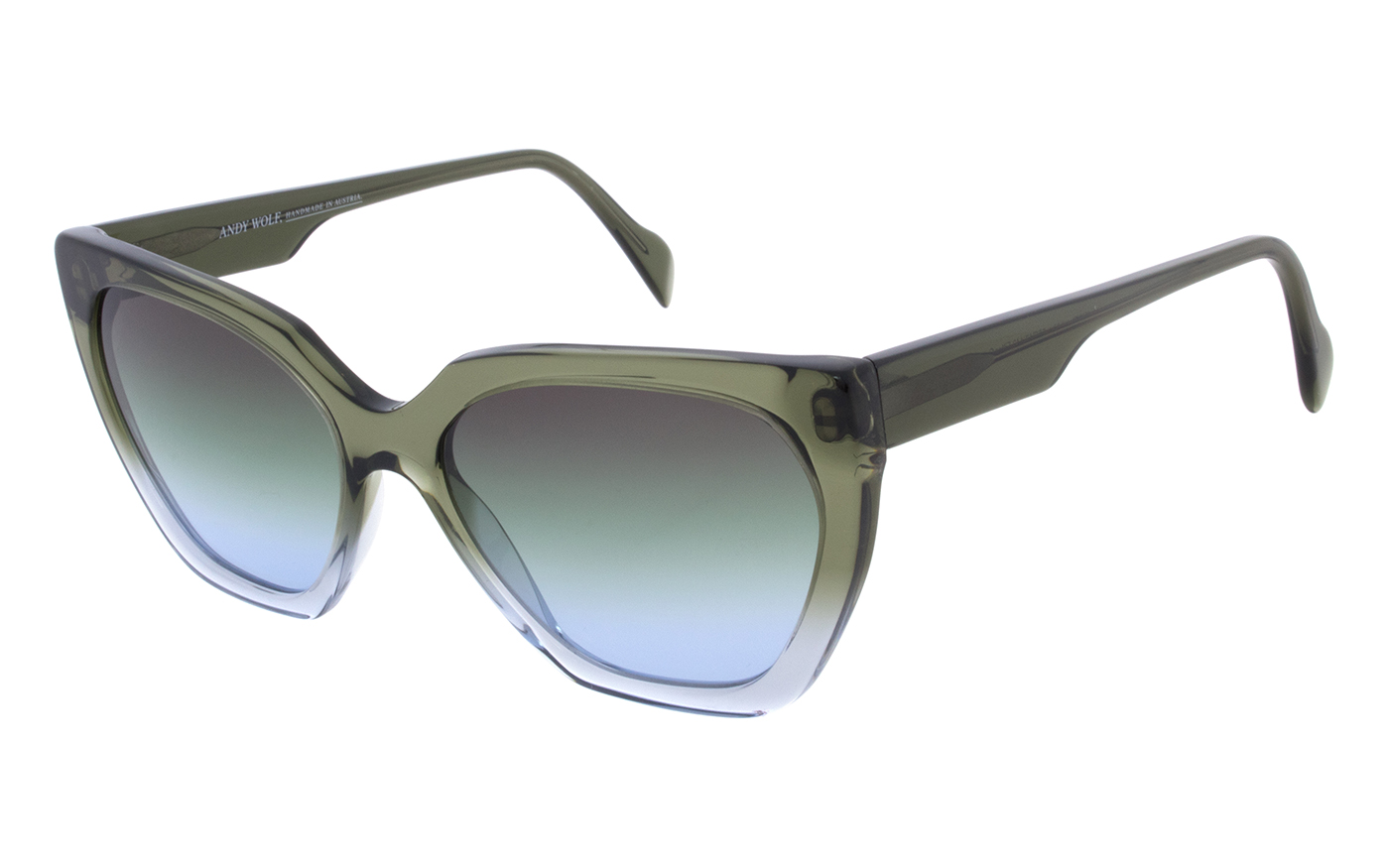 2025_07_CHRI_03_side 2025_07_CHRI_03_side