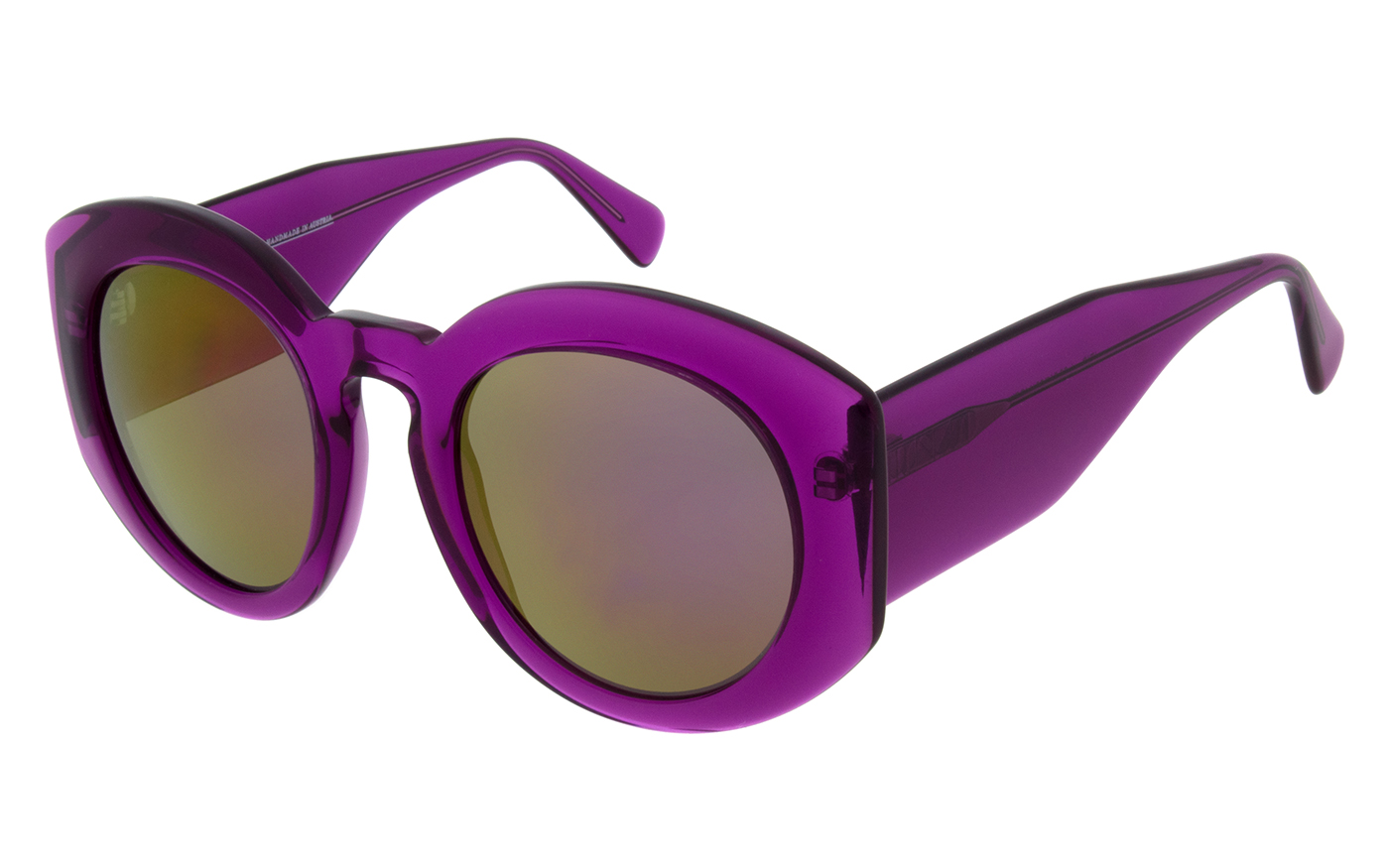 2025_07_IRIS_03_side