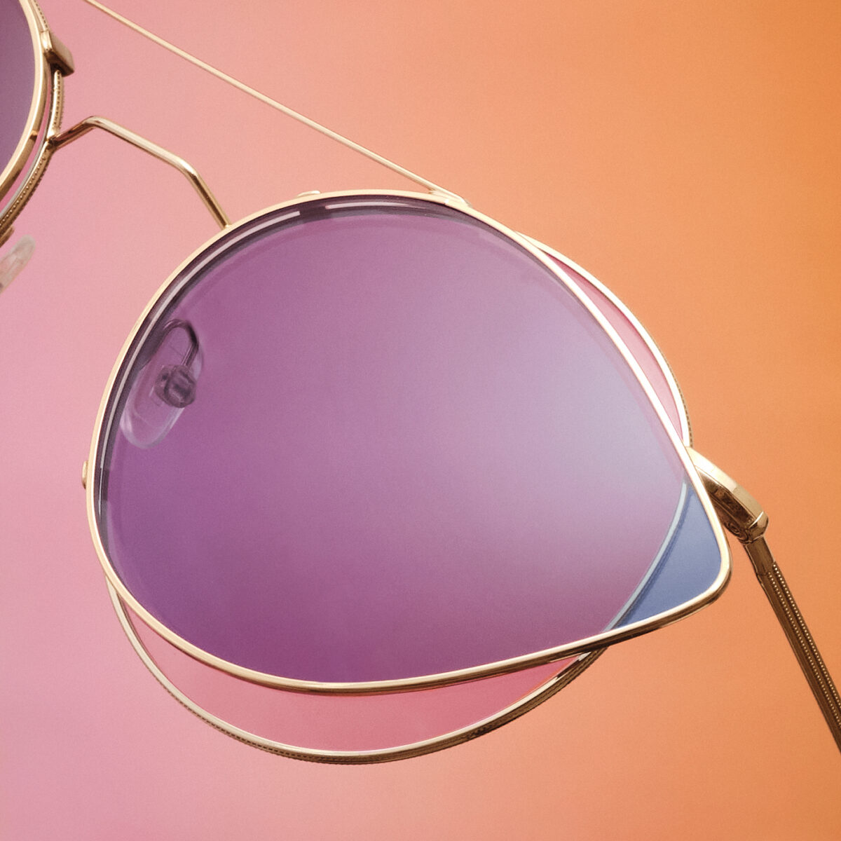 2022_05_ANDY-WOLF-EYEWEAR_Amira_Clip_Amulet_Credit_FANETTE-GUILLOUD-1200x1200-1