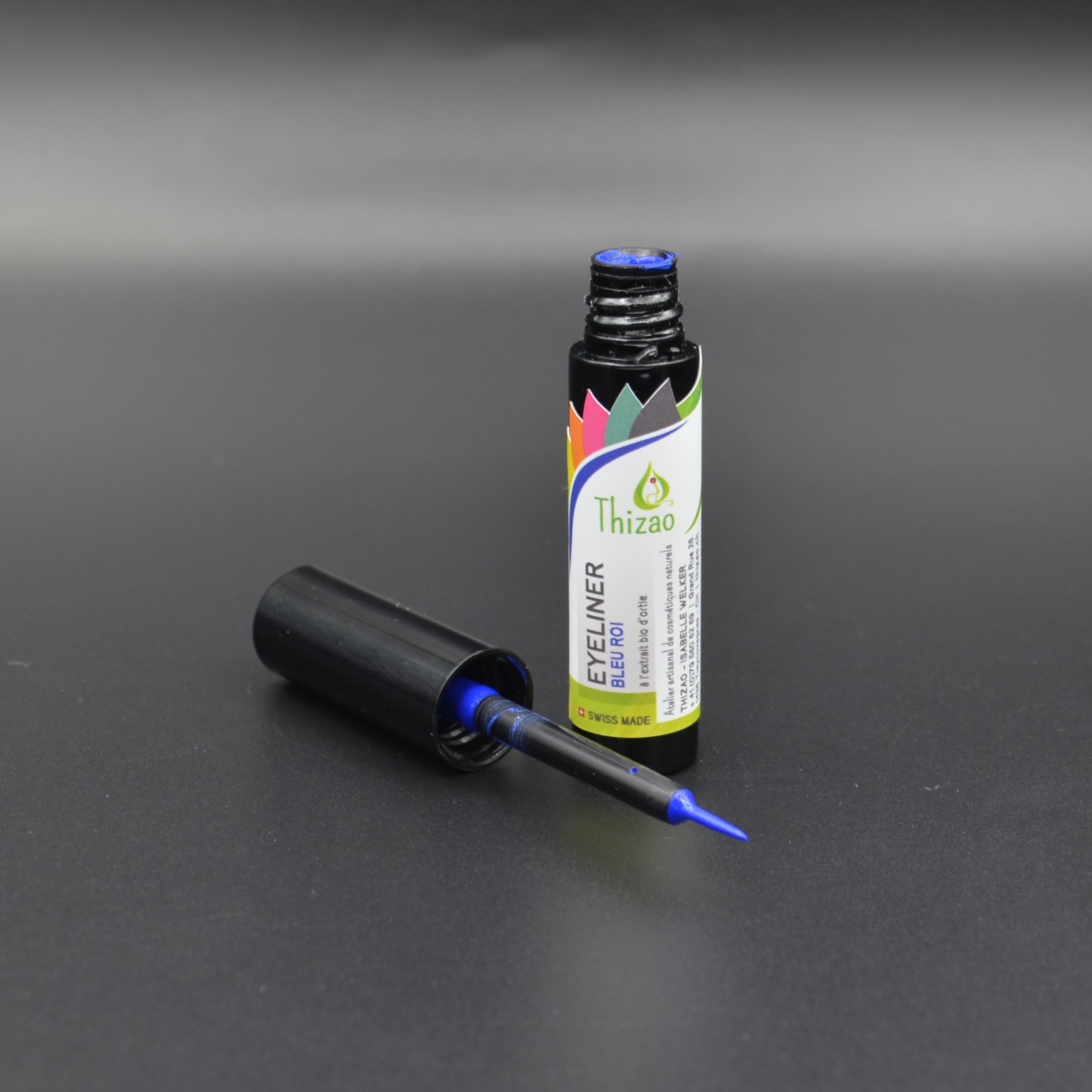 Eyeliner_bleu_roi_M206